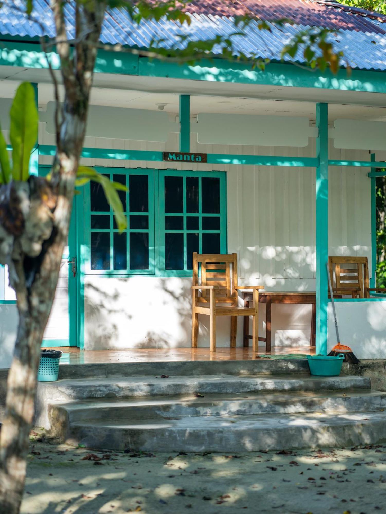 Scuba Republic Beach Bungalows Tapokreng Екстер'єр фото