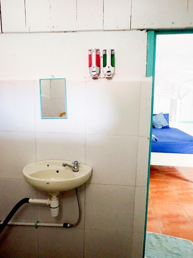 Scuba Republic Beach Bungalows Tapokreng Екстер'єр фото